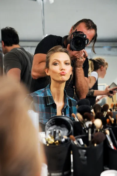 Look 14